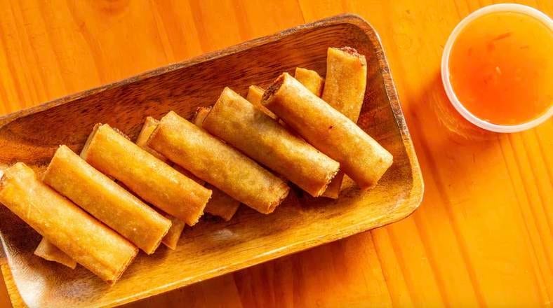 Lumpia Shanghai.